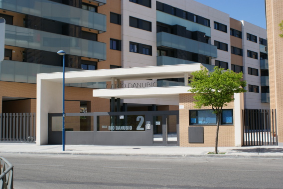 LIMPIEZA DE COMUNIDADES, CONSERJERÍA, JARDINERÍA